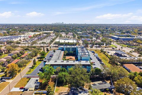 Condominio en alquiler en Saint Petersburg, Florida, 2 dormitorios, 74.32 m2 № 2099079 - foto 28