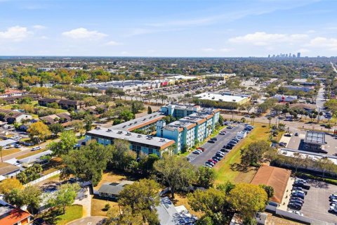 Condominio en alquiler en Saint Petersburg, Florida, 2 dormitorios, 74.32 m2 № 2099079 - foto 27