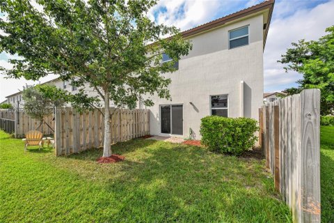 Townhouse in Miami, Florida 3 bedrooms, 157.47 sq.m. № 1968416 - photo 4