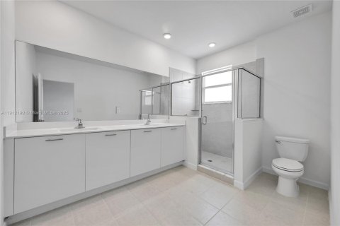 Townhouse in Miami, Florida 3 bedrooms, 157.47 sq.m. № 1968416 - photo 23