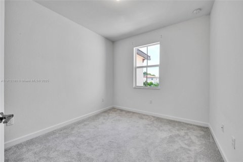 Townhouse in Miami, Florida 3 bedrooms, 157.47 sq.m. № 1968416 - photo 26