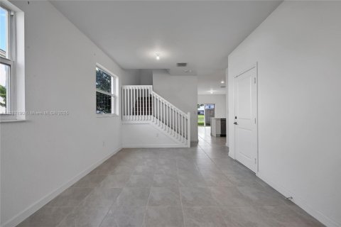 Townhouse in Miami, Florida 3 bedrooms, 157.47 sq.m. № 1968416 - photo 7