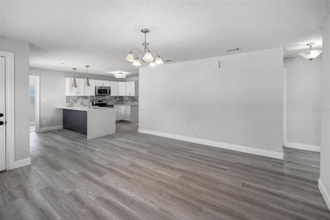 Villa ou maison à vendre à Winter Haven, Floride: 4 chambres, 120.31 m2 № 1675347 - photo 30