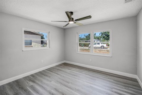 Villa ou maison à vendre à Winter Haven, Floride: 4 chambres, 120.31 m2 № 1675347 - photo 21