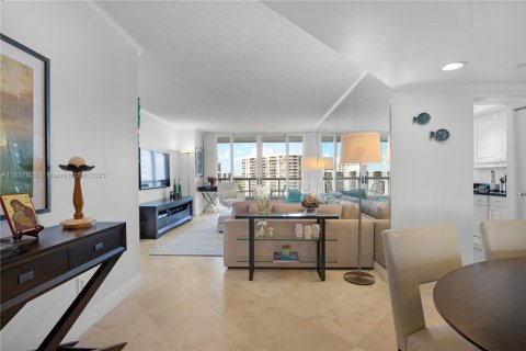 Condo in Aventura, Florida, 2 bedrooms  № 1823582 - photo 6