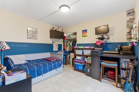 Condominio en venta en Miami, Florida, 3 dormitorios, 124.49 m2 № 2046653 - foto 13