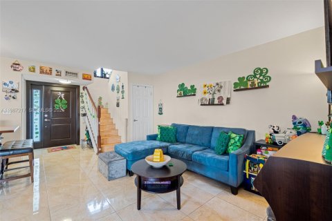 Condominio en venta en Miami, Florida, 3 dormitorios, 124.49 m2 № 2046653 - foto 7