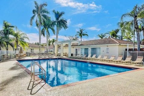 Adosado en alquiler en Dania Beach, Florida, 2 dormitorios, 103.12 m2 № 1975121 - foto 10