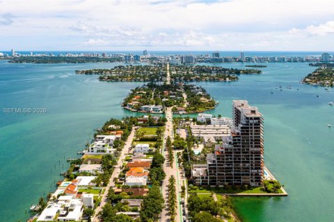 Снять в аренду кондоминиум в Майами, Флорида 3 спальни, 186.73м2, № 2050838 - фото 19