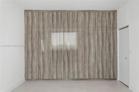 Снять в аренду кондоминиум в Майами, Флорида 3 спальни, 186.73м2, № 2050838 - фото 15