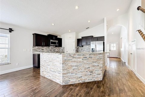 Villa ou maison à louer à Kissimmee, Floride: 4 chambres, 222.87 m2 № 2394177 - photo 6