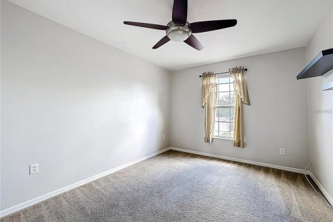Villa ou maison à louer à Kissimmee, Floride: 4 chambres, 222.87 m2 № 2394177 - photo 25