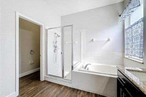 Villa ou maison à louer à Kissimmee, Floride: 4 chambres, 222.87 m2 № 2394177 - photo 22