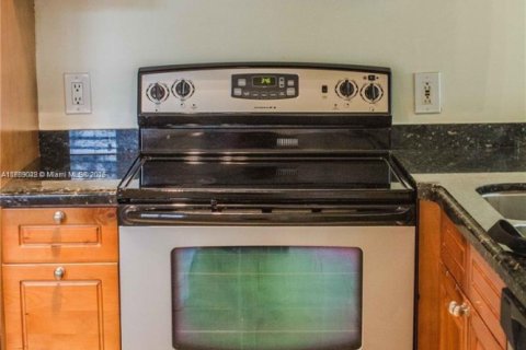 Condominio en alquiler en Coral Springs, Florida, 2 dormitorios, 96.99 m2 № 1958889 - foto 5