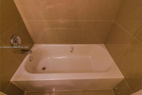 Condominio en alquiler en Coral Springs, Florida, 2 dormitorios, 96.99 m2 № 1958889 - foto 13