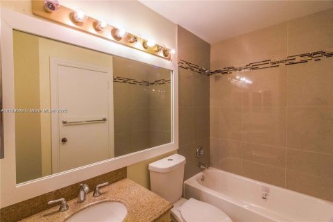 Condominio en alquiler en Coral Springs, Florida, 2 dormitorios, 96.99 m2 № 1958889 - foto 8