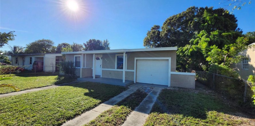Casa en Fort Lauderdale, Florida 2 dormitorios, 66.89 m2 № 2181335