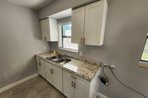 Casa en venta en Fort Lauderdale, Florida, 2 dormitorios, 66.89 m2 № 2181335 - foto 11