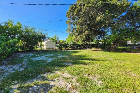 Casa en venta en Fort Lauderdale, Florida, 2 dormitorios, 66.89 m2 № 2181335 - foto 3