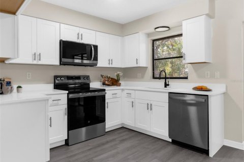 Villa ou maison à vendre à Dade City, Floride: 2 chambres, 92.81 m2 № 1802215 - photo 3