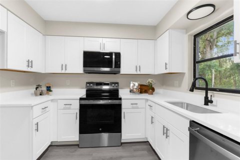 Villa ou maison à vendre à Dade City, Floride: 2 chambres, 92.81 m2 № 1802215 - photo 2