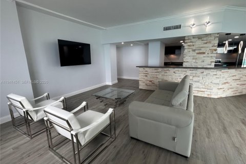 Copropriété à louer à Hollywood, Floride: 3 chambres, 234.49 m2 № 2001269 - photo 6