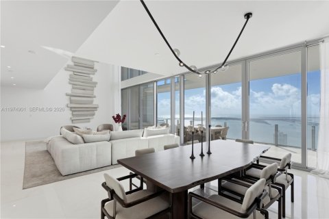 Copropriété à vendre à Miami, Floride: 5 chambres, 397.9 m2 № 2041939 - photo 11