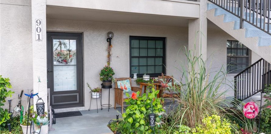 Condo in Dunedin, Florida, 2 bedrooms № 2229142