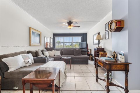 Condominio en venta en Fort Lauderdale, Florida, 1 dormitorio, 65.96 m2 № 1867180 - foto 10