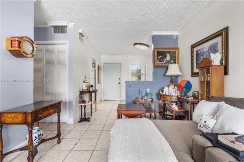 Condominio en venta en Fort Lauderdale, Florida, 1 dormitorio, 65.96 m2 № 1867180 - foto 12