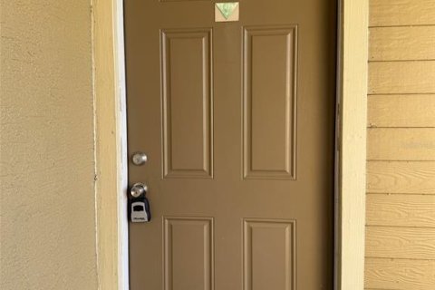 Condo in Kissimmee, Florida, 2 bedrooms  № 1908423 - photo 28