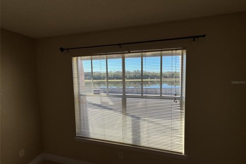 Condo in Kissimmee, Florida, 2 bedrooms  № 1908423 - photo 18