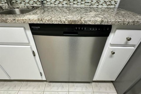 Купить кондоминиум в Холливуд, Флорида 4 комнаты, 108.14м2, № 2246567 - фото 15