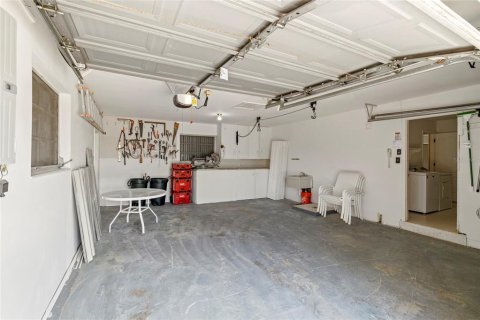 House in Punta Gorda, Florida 2 bedrooms, 144.56 sq.m. № 1743351 - photo 28