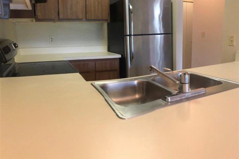 Adosado en alquiler en Gainesville, Florida, 2 dormitorios, 101.08 m2 № 1845410 - foto 3