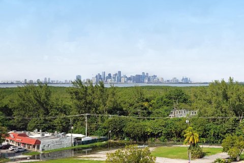 Снять в аренду кондоминиум в Ки-Бискейн, Флорида 2 спальни, 114.36м2, № 1974357 - фото 15