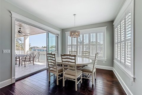 Casa en venta en Holmes Beach, Florida, 5 dormitorios, 492.38 m2 № 2226356 - foto 22