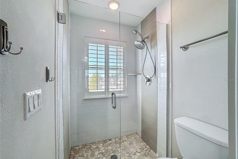 Casa en venta en Holmes Beach, Florida, 5 dormitorios, 492.38 m2 № 2226356 - foto 30