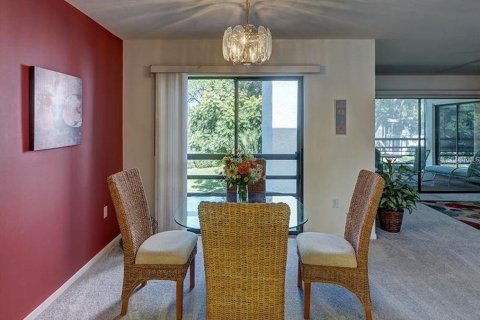 Condominio en alquiler en Sarasota, Florida, 2 dormitorios, 122.91 m2 № 2298742 - foto 11