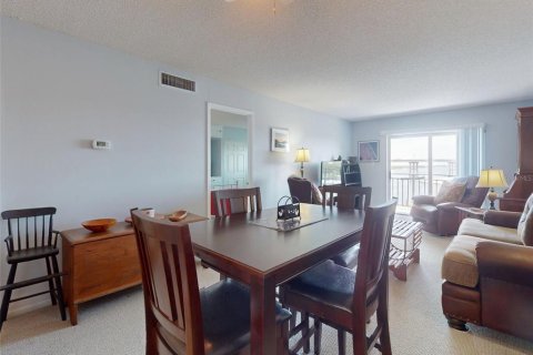 Condo in New Smyrna Beach, Florida, 2 bedrooms  № 1886290 - photo 5