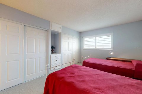 Condo in New Smyrna Beach, Florida, 2 bedrooms  № 1886290 - photo 13