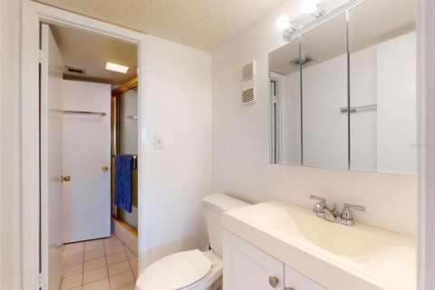 Condo in New Smyrna Beach, Florida, 2 bedrooms  № 1886290 - photo 15