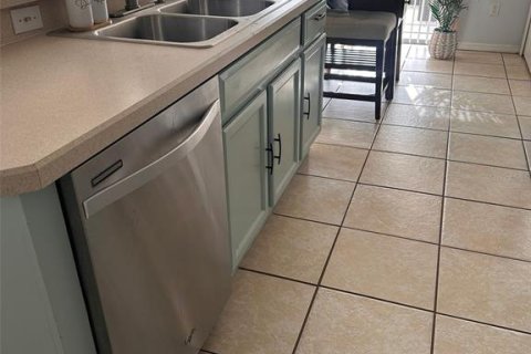 House in Winter Garden, Florida 3 bedrooms, 160.07 sq.m. № 1900888 - photo 14