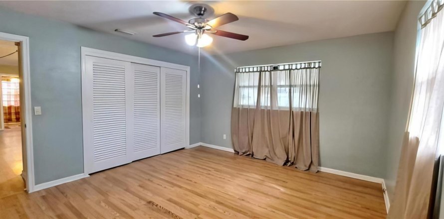 House in Okeechobee, Florida 2 bedrooms, 122.91 sq.m. № 1014164