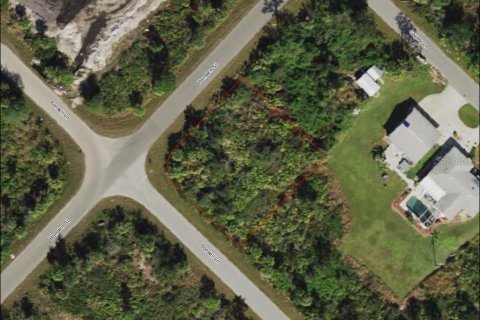 Land in Port Charlotte, Florida № 2165894