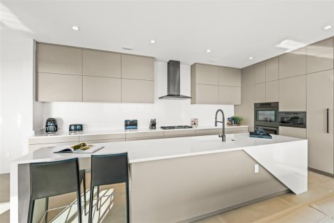 Купить виллу или дом в Брадентон-Бич, Флорида 8 комнат, 293.48м2, № 1755352 - фото 27