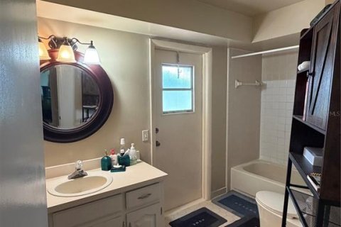 Casa en venta en Winter Haven, Florida, 3 dormitorios, 190.82 m2 № 2157517 - foto 17