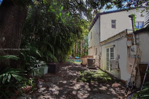 Купить виллу или дом в Майами, Флорида 4 спальни, 233.93м2, № 1948364 - фото 30