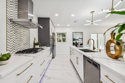 Appartement à louer à Saint Petersburg, Floride: 2 chambres, 269.6 m2 № 1771853 - photo 24