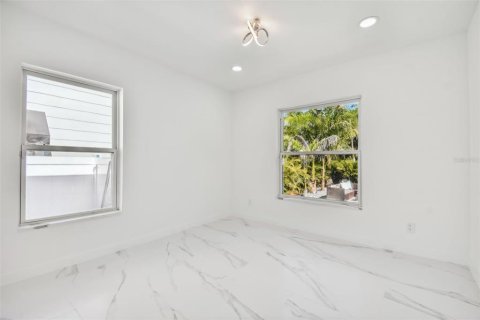 Appartement à louer à Saint Petersburg, Floride: 2 chambres, 269.6 m2 № 1771853 - photo 26